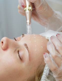 Welcome to Med and Beauty Spa by Eve, nestled in Saint Charles, IL. Our mission is to help you achieve your best look and feel your best. Led by Eve herself, our team of skilled professionals brings together years of experience and a dedication to transformative skincare and body treatments. Whether you’re looking for rejuvenating laser therapies, relaxing facials, or indulgent body treatments such as massages and wraps, each service is personalized to suit your unique needs. We pride ourselves on using advanced technology that surpasses other spas in the area, ensuring you receive the most effective treatments available.