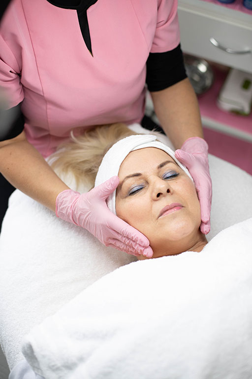 Welcome to Med and Beauty Spa by Eve, nestled in Saint Charles, IL. Our mission is to help you achieve your best look and feel your best. Led by Eve herself, our team of skilled professionals brings together years of experience and a dedication to transformative skincare and body treatments. Whether you’re looking for rejuvenating laser therapies, relaxing facials, or indulgent body treatments such as massages and wraps, each service is personalized to suit your unique needs. We pride ourselves on using advanced technology that surpasses other spas in the area, ensuring you receive the most effective treatments available.