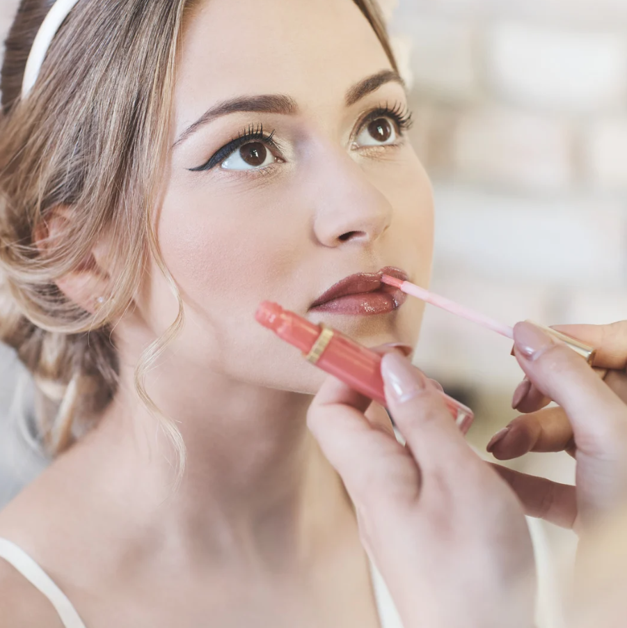 Welcome to Med and Beauty Spa by Eve, nestled in Saint Charles, IL. Our mission is to help you achieve your best look and feel your best. Led by Eve herself, our team of skilled professionals brings together years of experience and a dedication to transformative skincare and body treatments. Whether you’re looking for rejuvenating laser therapies, relaxing facials, or indulgent body treatments such as massages and wraps, each service is personalized to suit your unique needs. We pride ourselves on using advanced technology that surpasses other spas in the area, ensuring you receive the most effective treatments available.